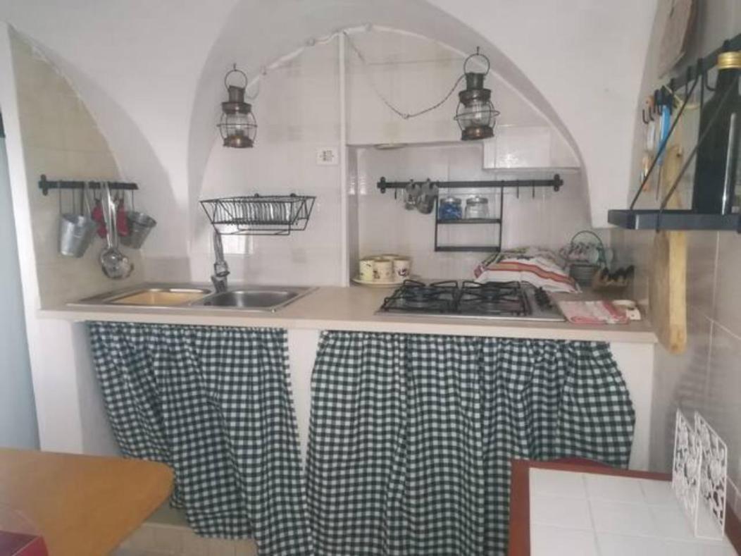 Vico Anglani Guest House Ostuni Eksteriør billede
